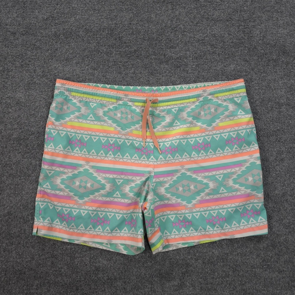 Chubbies Shorts Mens L Multicolor Geometric En Fuego Swim Trunks 5.5 Lined Beach